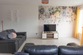 City Centre Riverview Apartment